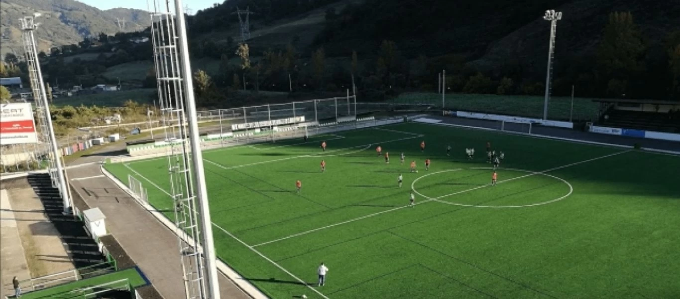 Ισπανία : Φίλαθλος έχασε την ζωή του από κατάρρευση προβολέα γηπέδου!